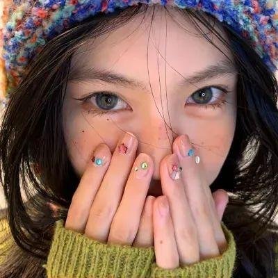 阿丰尼亚海报